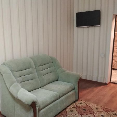 Tumar Hotell Bishkek Exteriör bild